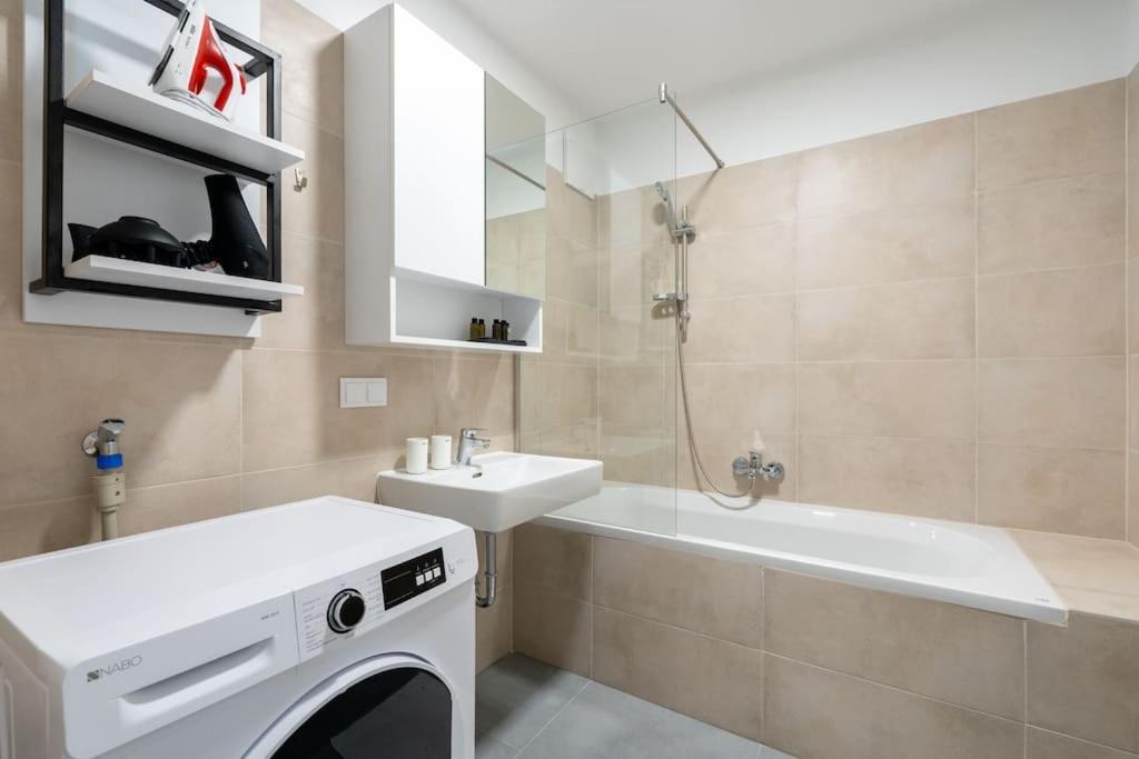 Trendy 1Br, Direct City Access By Hm Wien Eksteriør billede